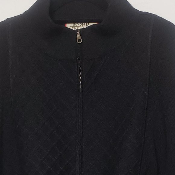 Beyond Threads Black Alpaca Wool Blend Cape - Picture 4 of 14